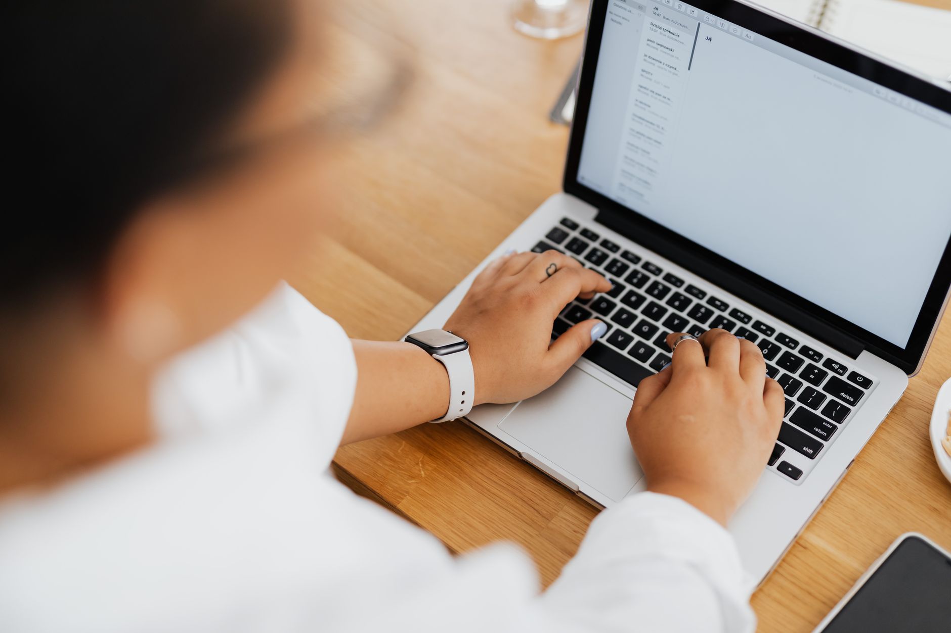 Are Online Notaries Legit? What Makes Them Legal and Trustworthy